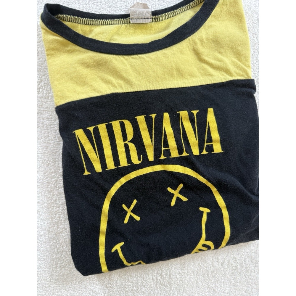 Nirvana Outline Happy Face T-shirt‎ Large Black